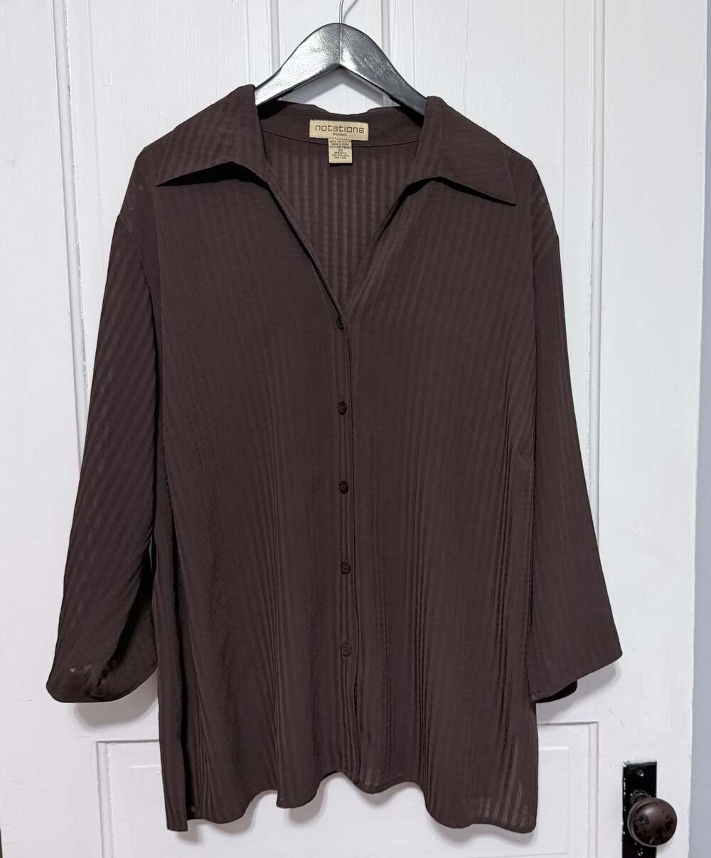 Notations Woman Brown Plisse Textured Button Down Shirt 3X